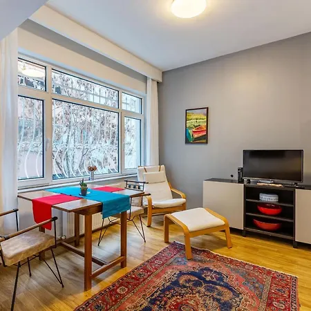 Lovely And Colorful Flat In Cihangir, Beyoglu Apartment *